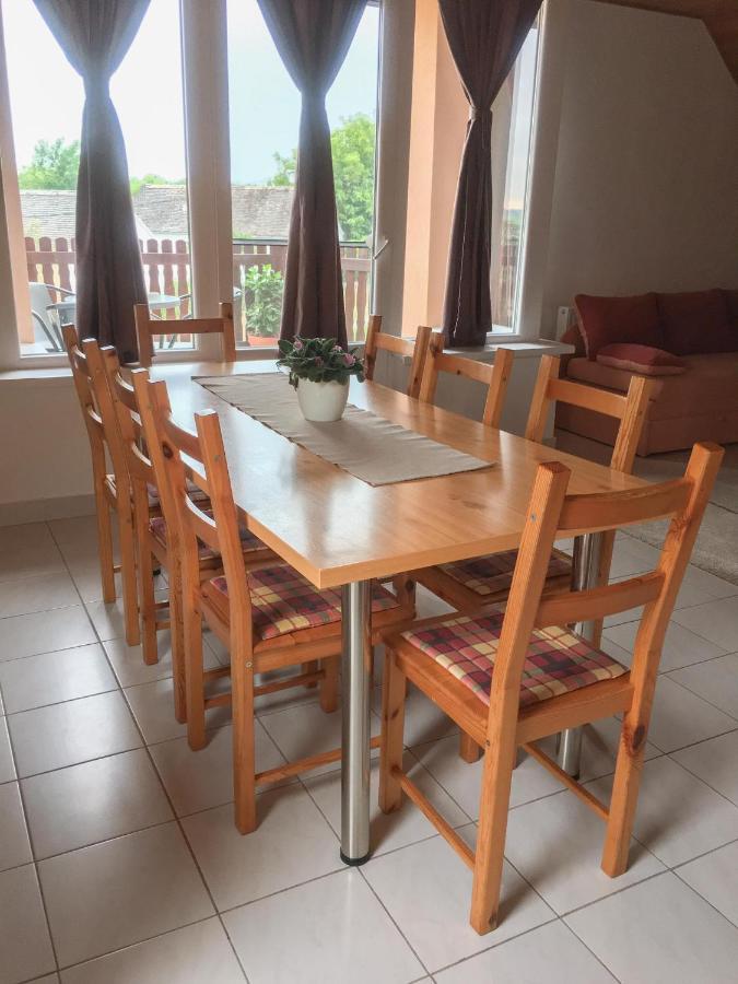 Baranya Apartman Áta Eksteriør billede