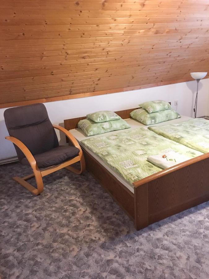 Baranya Apartman Áta Eksteriør billede